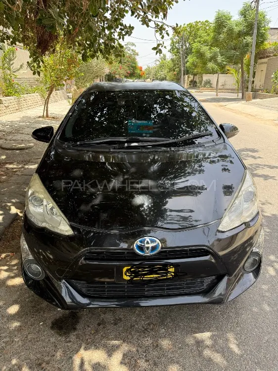 Toyota Aqua 2015 for Sale in Karachi Image-1
