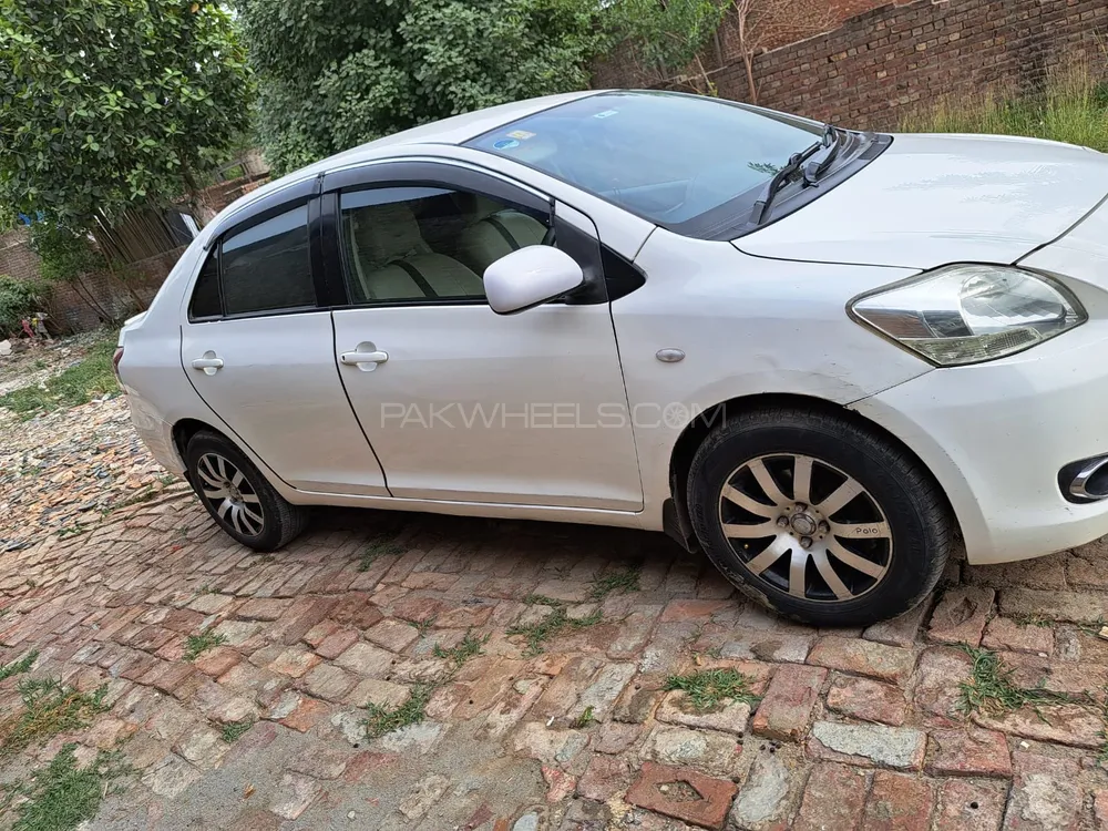 Toyota Belta 2007 for Sale in Lahore Image-1