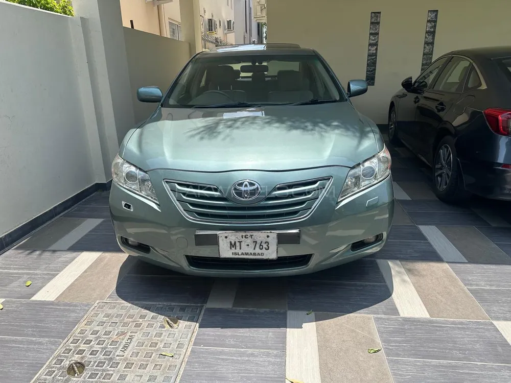 Toyota Camry 2007 for Sale in Lahore Image-1