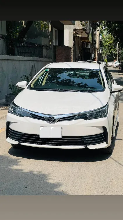 Toyota Corolla 2020 for Sale in Lahore Image-1