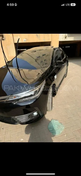 Toyota Corolla 2018 for Sale in Karachi Image-1