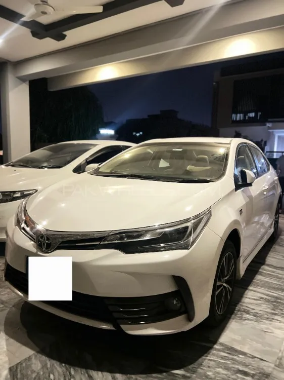 Toyota Corolla 2018 for Sale in Islamabad Image-1