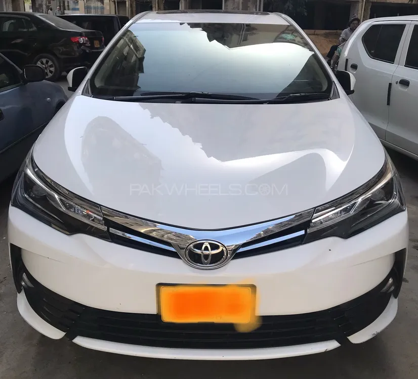 Toyota Corolla 2020 for Sale in Karachi Image-1