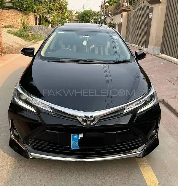 Toyota Corolla 2021 for Sale in Islamabad Image-1