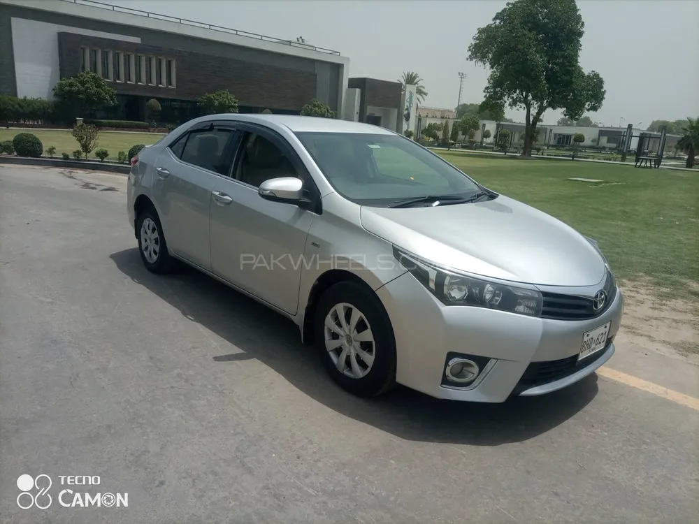 Toyota Corolla 2016 for Sale in Rahim Yar Khan Image-1
