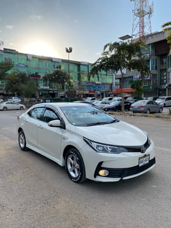 Toyota Corolla 2019 for Sale in Islamabad Image-1