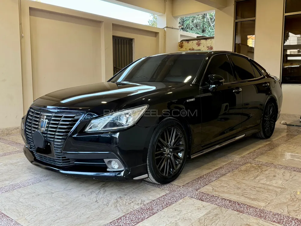Toyota Crown 2013 for Sale in Quetta Image-1