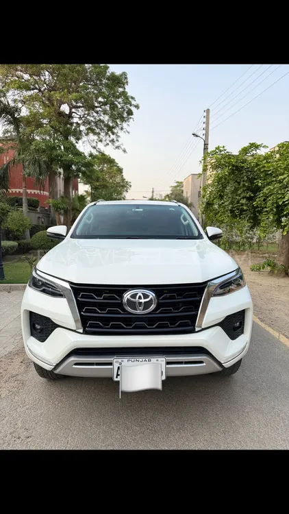 Toyota Fortuner 2021 for Sale in Lahore Image-1