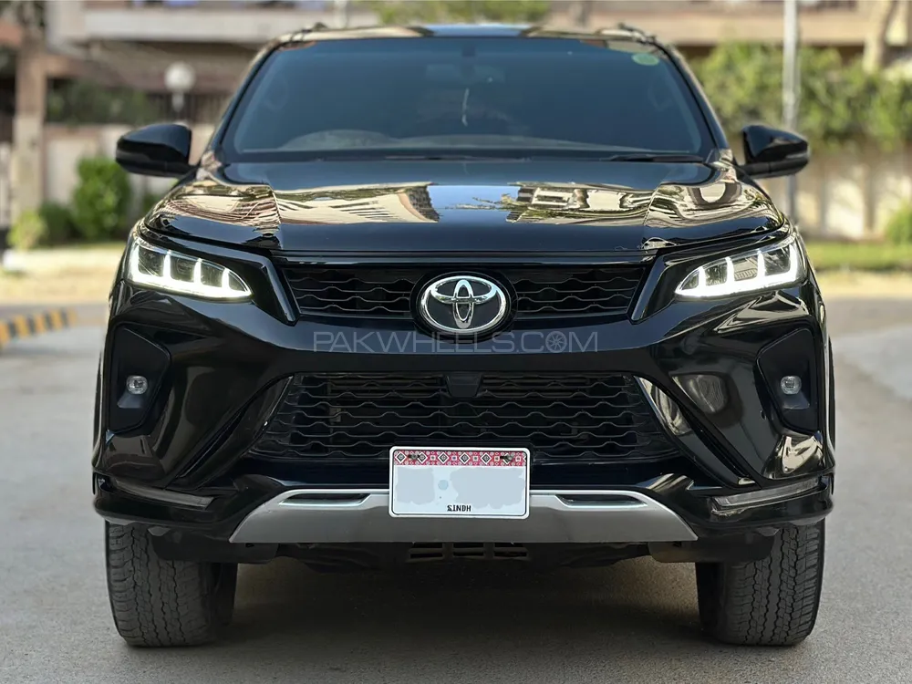 Toyota Fortuner 2022 for Sale in Karachi Image-1