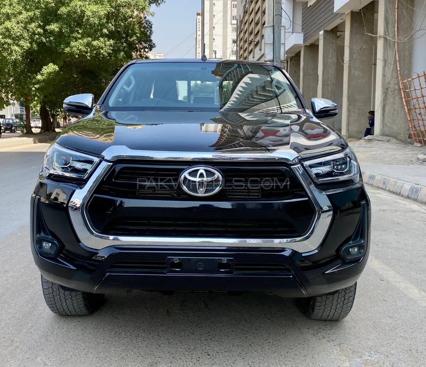 Toyota Hilux 2023 for Sale in Karachi Image-1