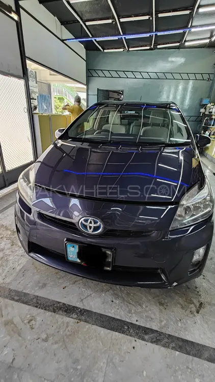 Toyota Prius 2011 for Sale in Gujranwala Image-1