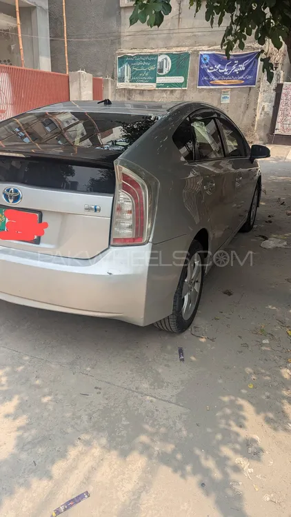 Toyota Prius 2012 for Sale in Lahore Image-1