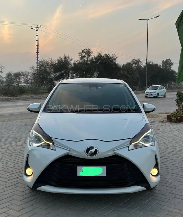 Toyota Vitz 2019 for Sale in Sukkur Image-1