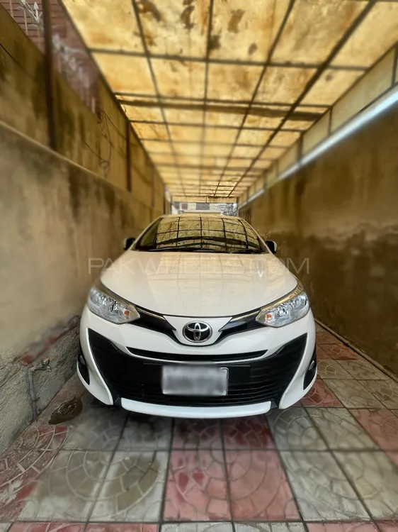 Toyota Yaris Sedan 2021 for Sale in Lahore Image-1