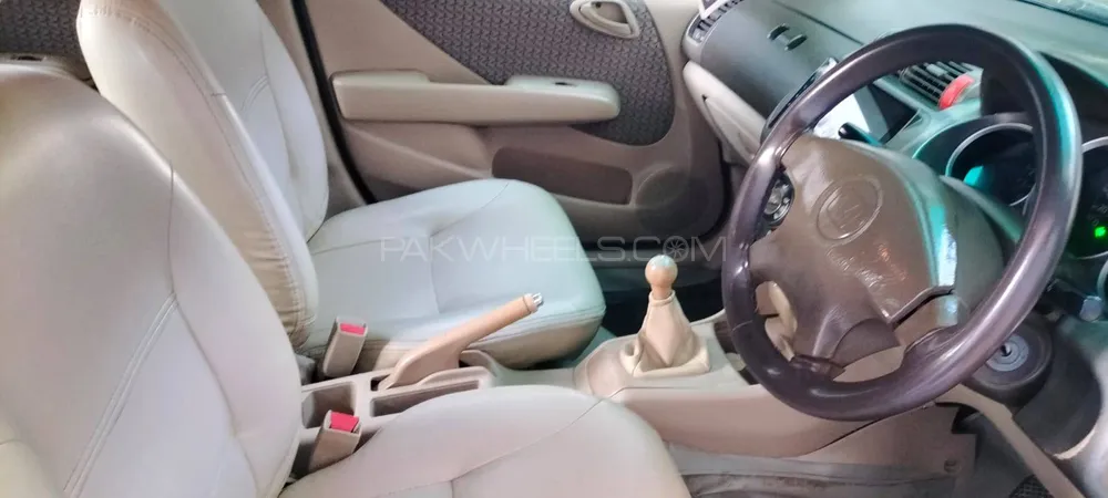 Honda City 2004 for Sale in Lahore Image-1