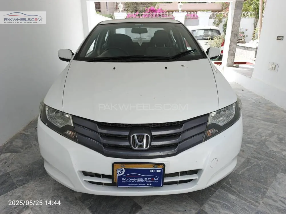Honda City 2013 for Sale in Karachi Image-1
