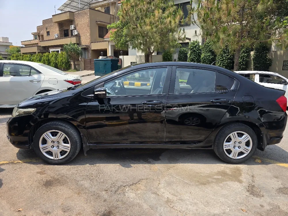 Honda City 2016 for Sale in Islamabad Image-1