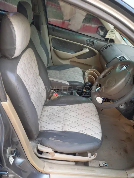 Honda Civic 2004 for Sale in Karachi Image-1