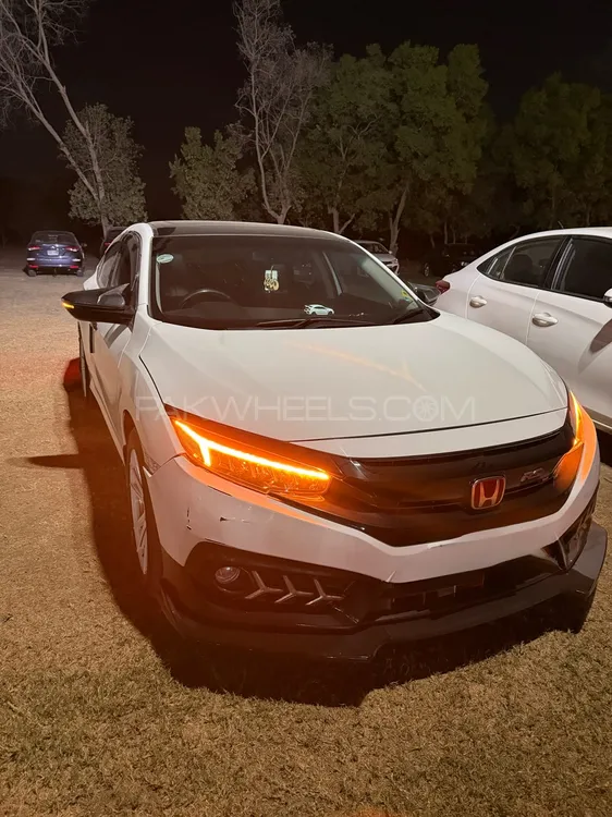 Honda Civic 2017 for Sale in Karachi Image-1