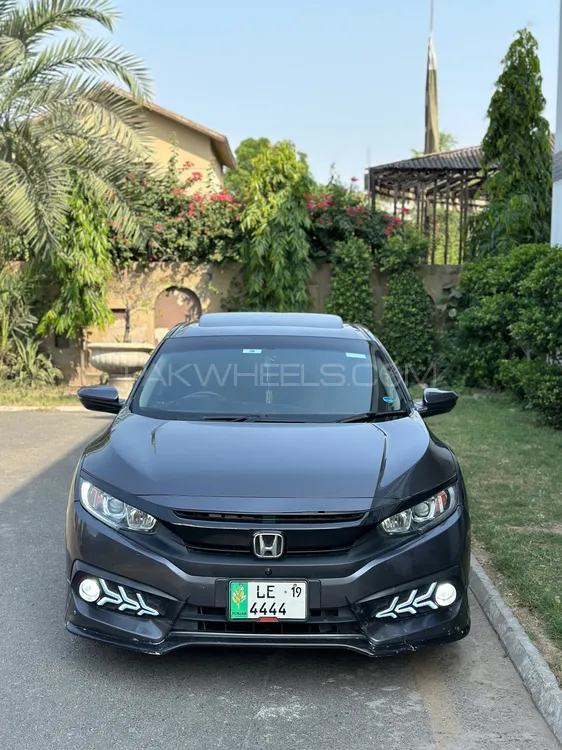 Honda Civic 2018 for Sale in Lahore Image-1