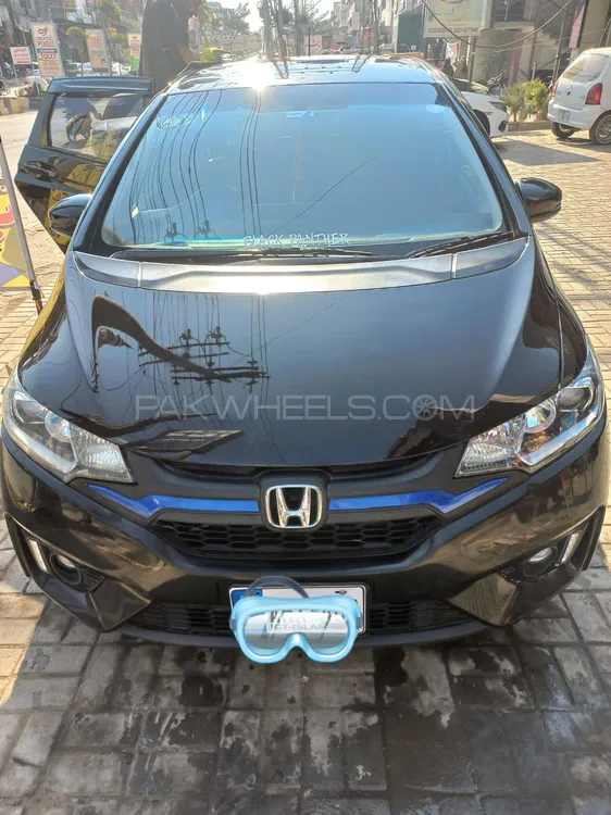 Honda Fit 2015 for Sale in Islamabad Image-1