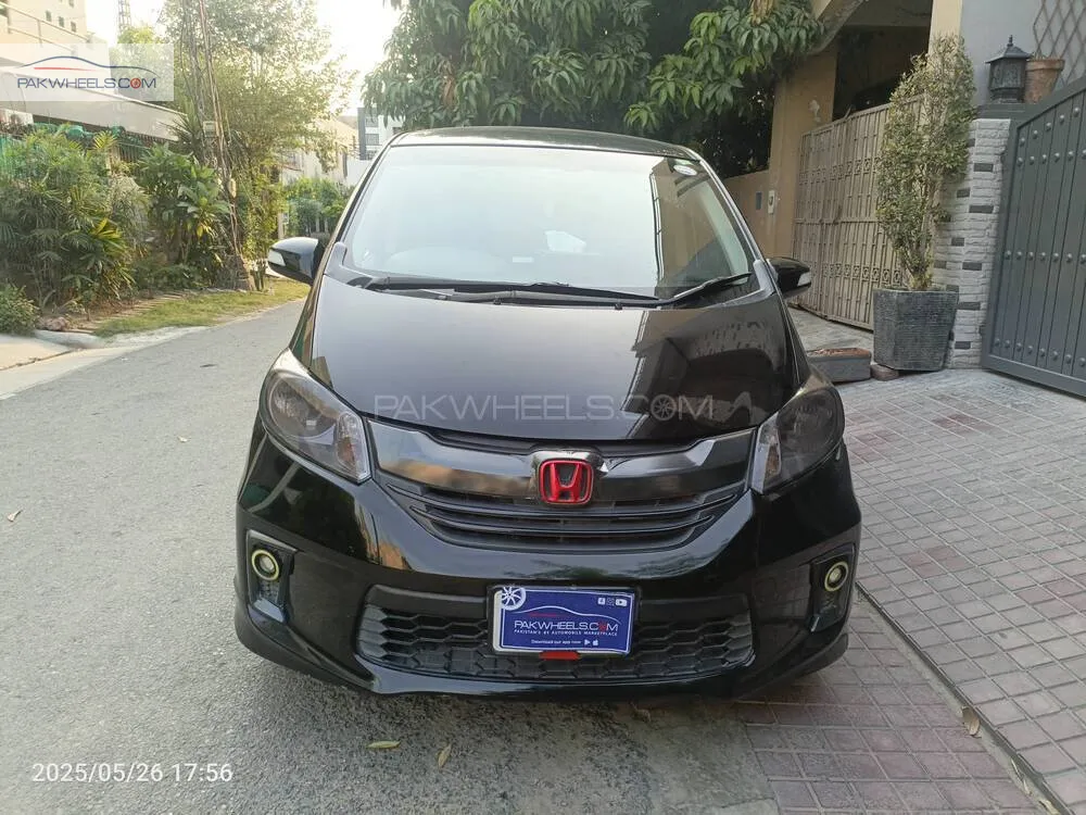 ہونڈا فریڈ 2016 for Sale in لاہور Image-1
