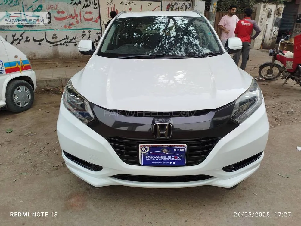 Honda Vezel 2017 for Sale in Karachi Image-1