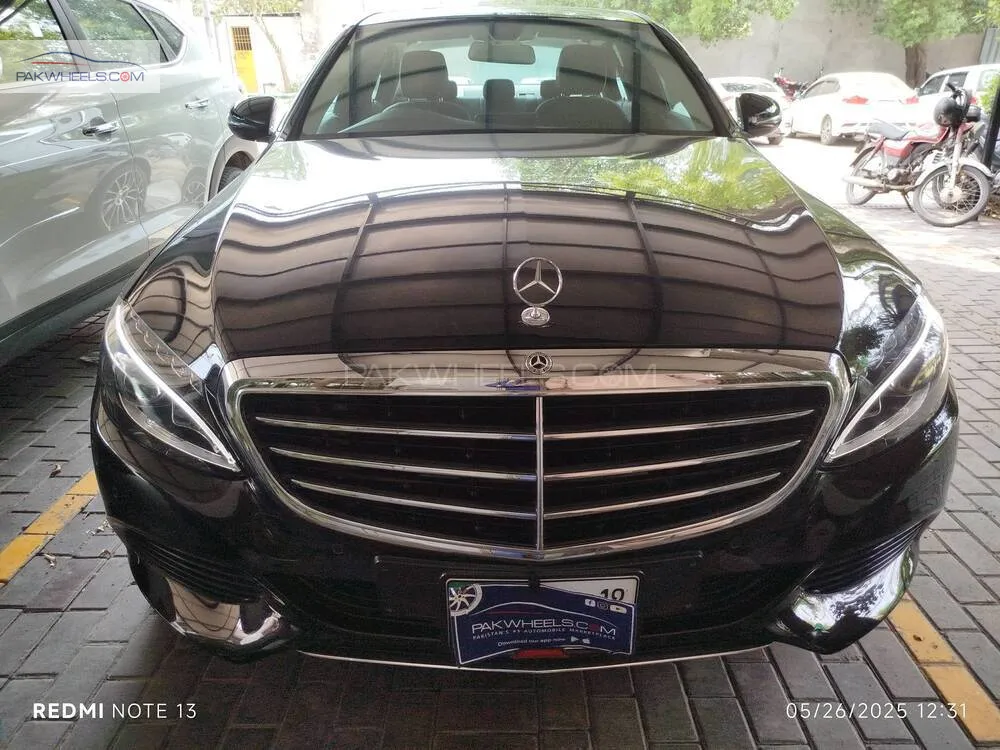 Mercedes Benz C Class 2018 for Sale in Lahore Image-1