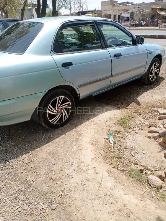 Suzuki Baleno 2001 for Sale in Khanewal Image-1