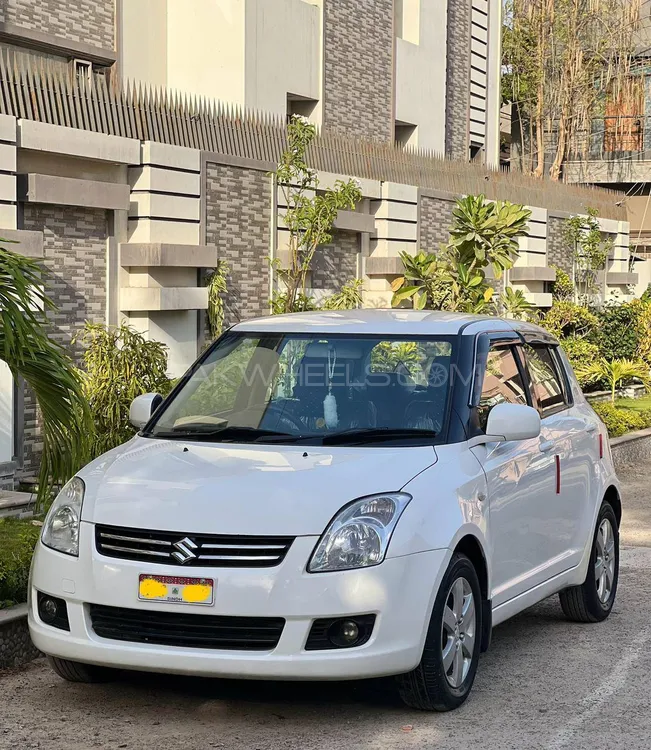 Suzuki Swift 2016 for Sale in Karachi Image-1