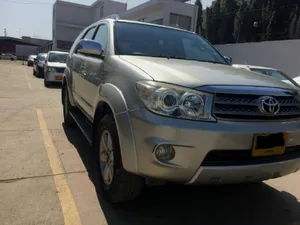 Toyota Fortuner 2010 for Sale