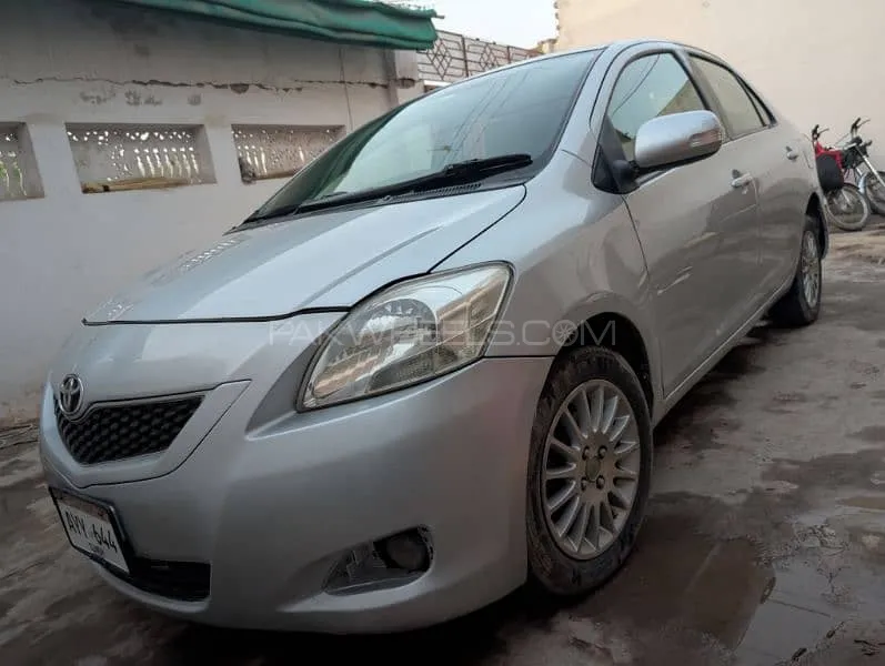 Toyota Belta 2013 for Sale in Multan Image-1