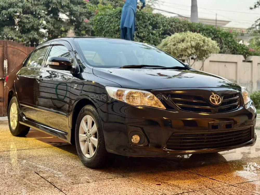 Toyota Corolla 2014 for Sale in Lahore Image-1
