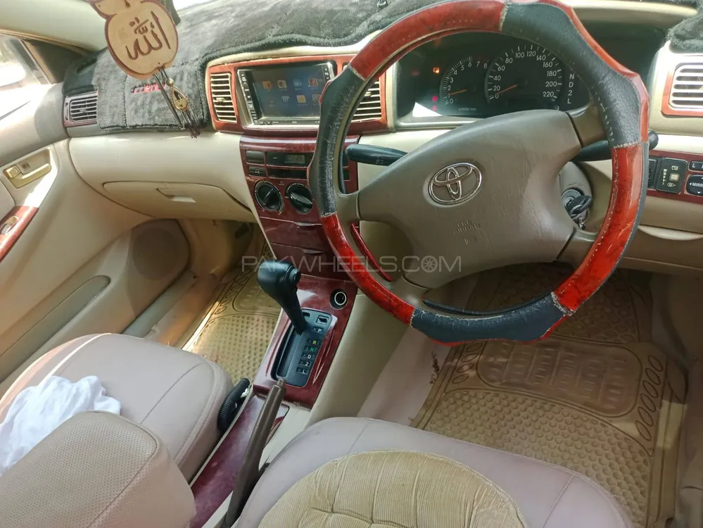 Toyota Corolla 2004 for Sale in Peshawar Image-1