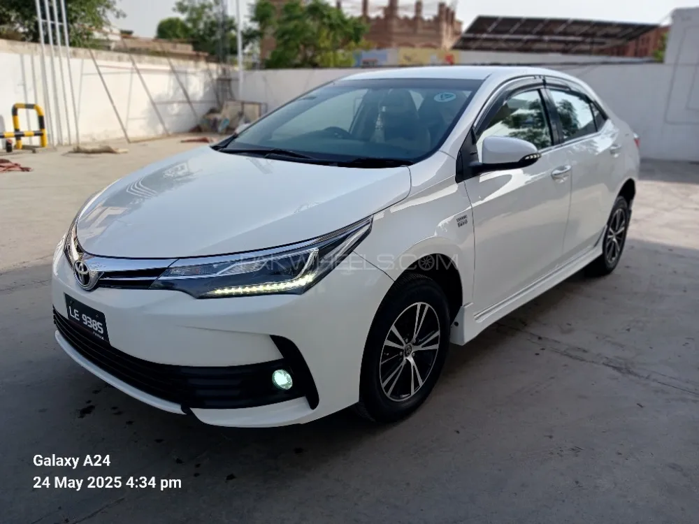 Toyota Corolla 2016 for Sale in Peshawar Image-1
