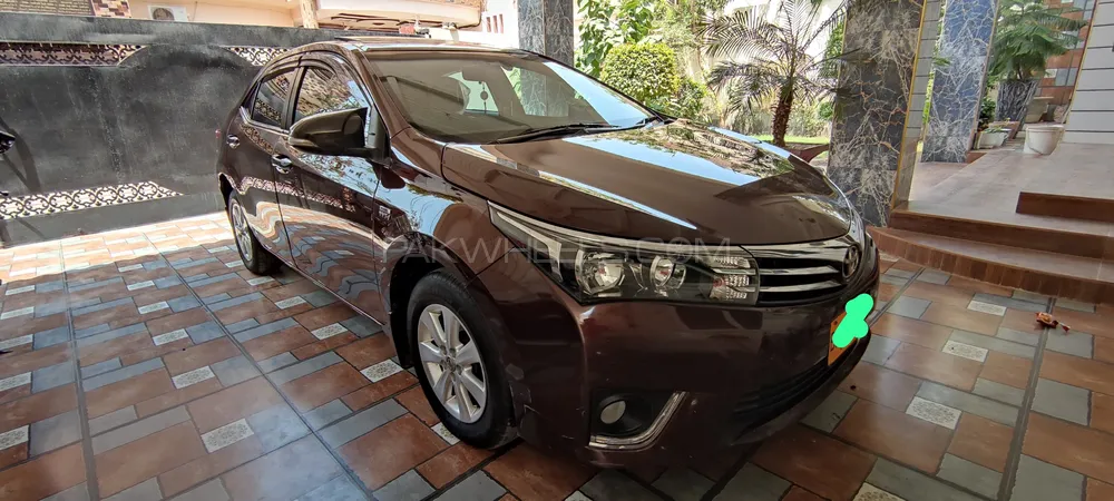 Toyota Corolla 2015 for Sale in Multan Image-1