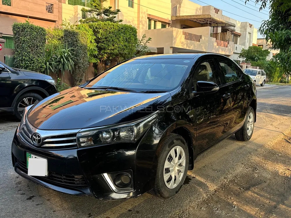 Toyota Corolla 2014 for Sale in Lahore Image-1