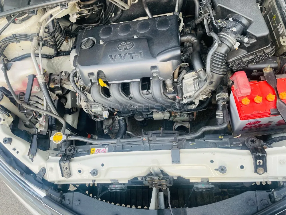 Toyota Corolla 2016 for Sale in Lahore Image-1