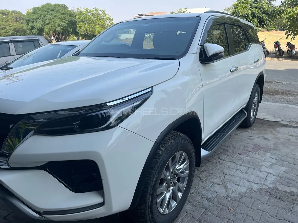 Toyota Fortuner 2022 for Sale in Lahore Image-1