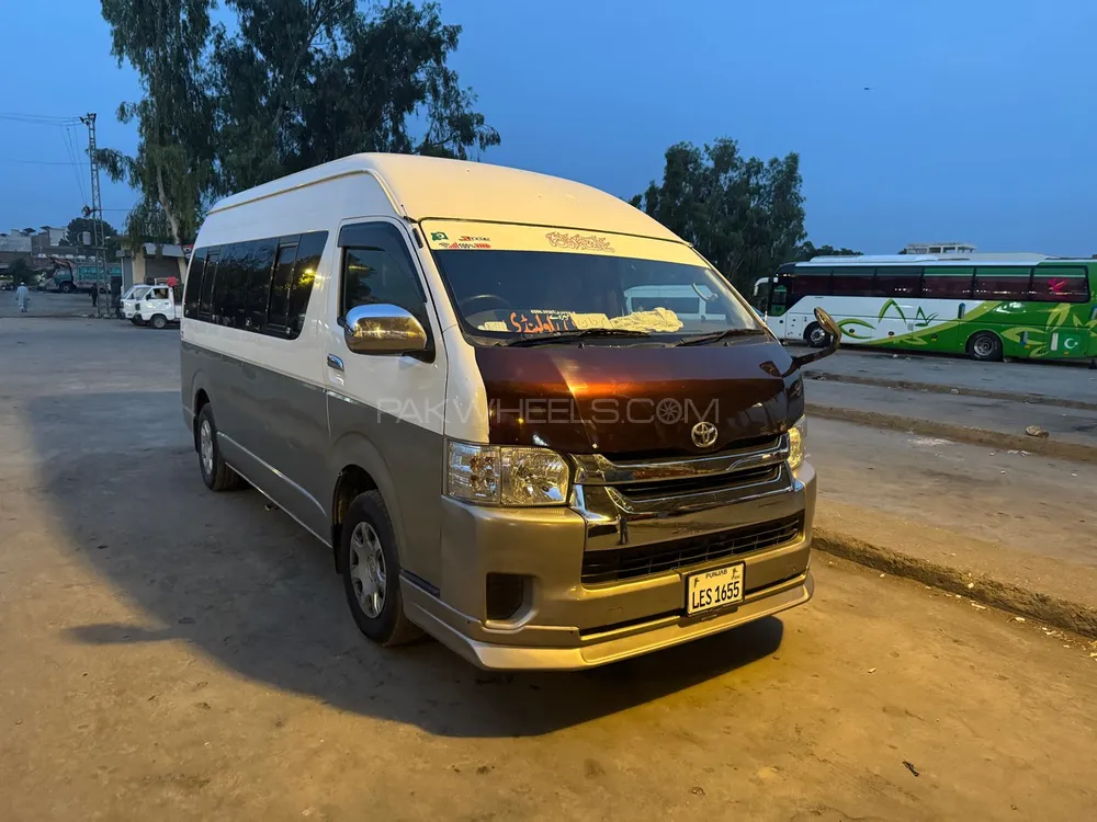 Toyota Hiace 2012 for Sale in Mardan Image-1