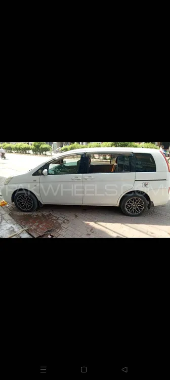 Toyota ISIS 2007 for Sale in Faisalabad Image-1