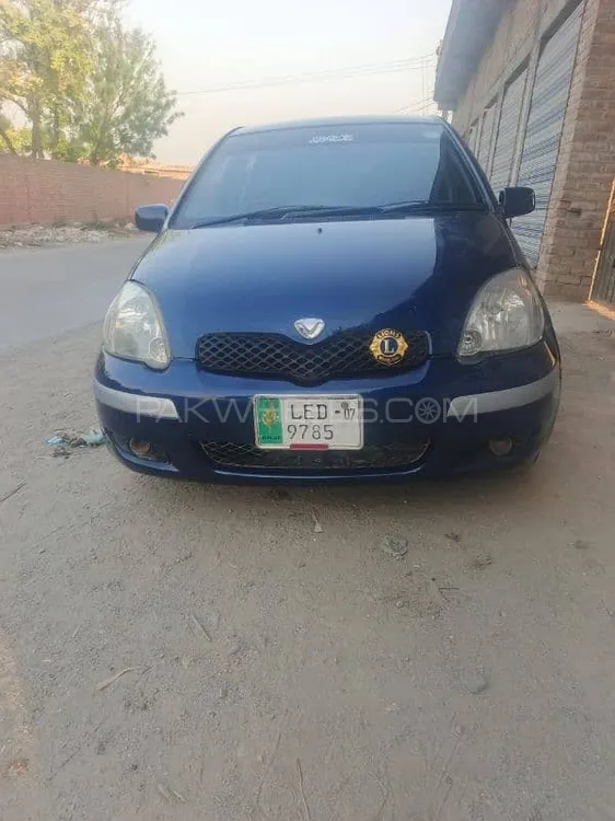 Toyota Vitz 2003 for Sale in Nowshera Image-1