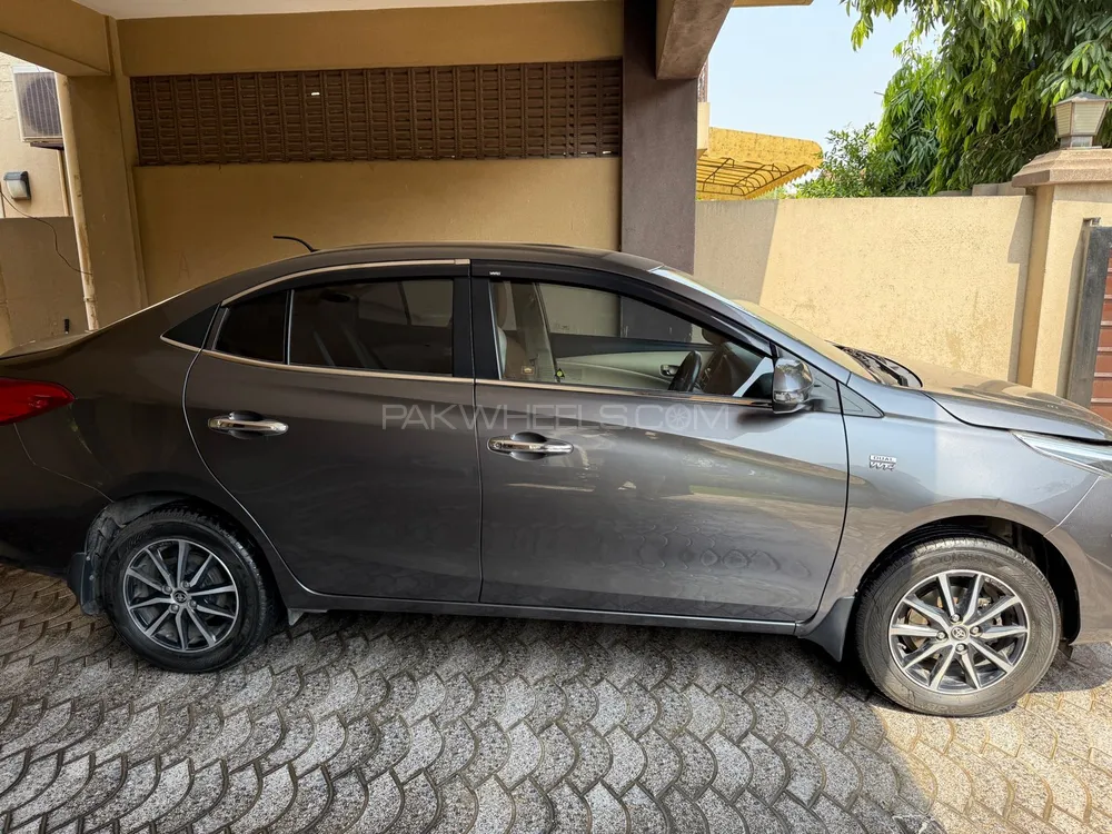 Toyota Yaris Sedan 2021 for Sale in Lahore Image-1