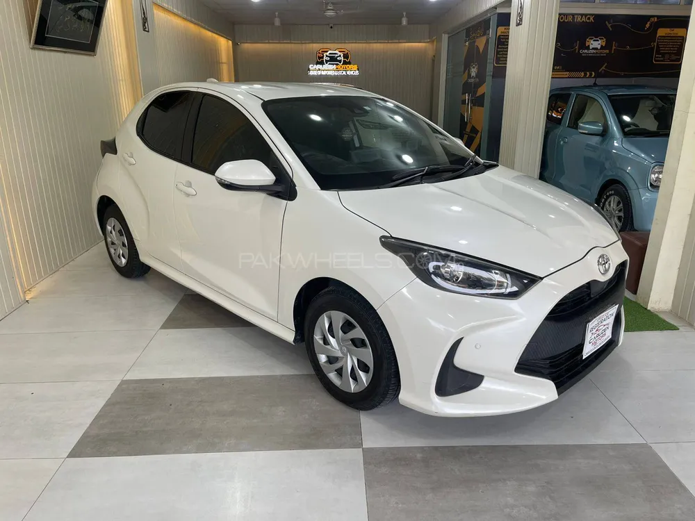 Toyota Yaris Hatchback 2021 for Sale in Sukkur Image-1