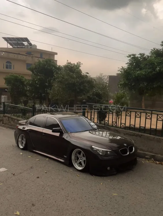 BMW 5 Series 2004 for Sale in Rawalpindi Image-1