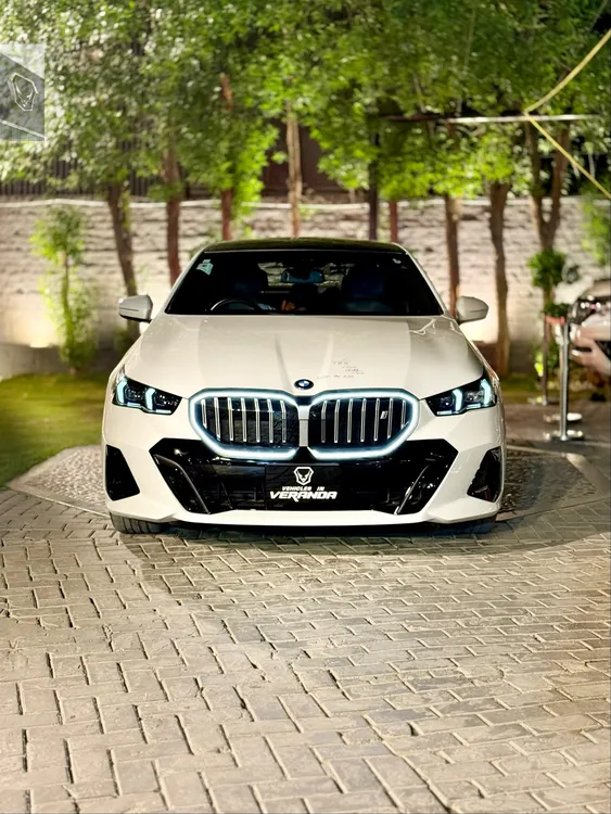 بی ایم ڈبلیو آئی 5 2023 for Sale in لاہور Image-1