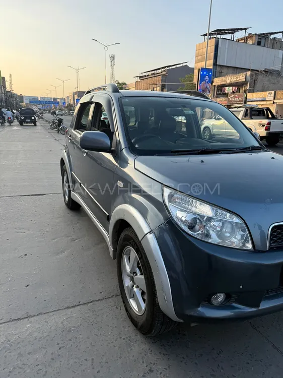 ڈائیہاتسو ٹیریوس 2011 for Sale in لاہور Image-1