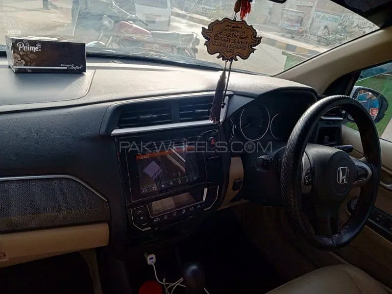 Honda BR-V 2017 for Sale in Karachi Image-1