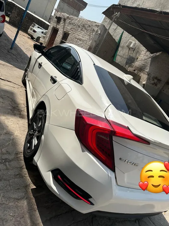 Honda Civic 2020 for Sale in Sialkot Image-1
