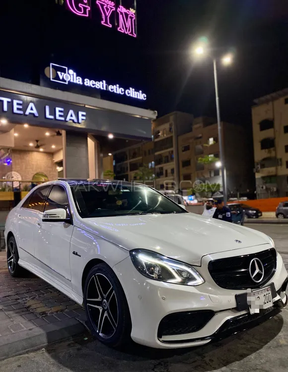 Mercedes Benz E Class 2011 for Sale in Karachi Image-1